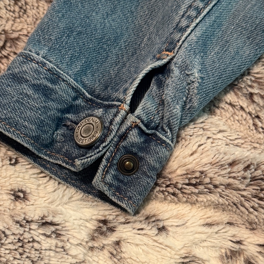 GAP Kids Classic Blue Jean Jacket - Picture 8 of 10